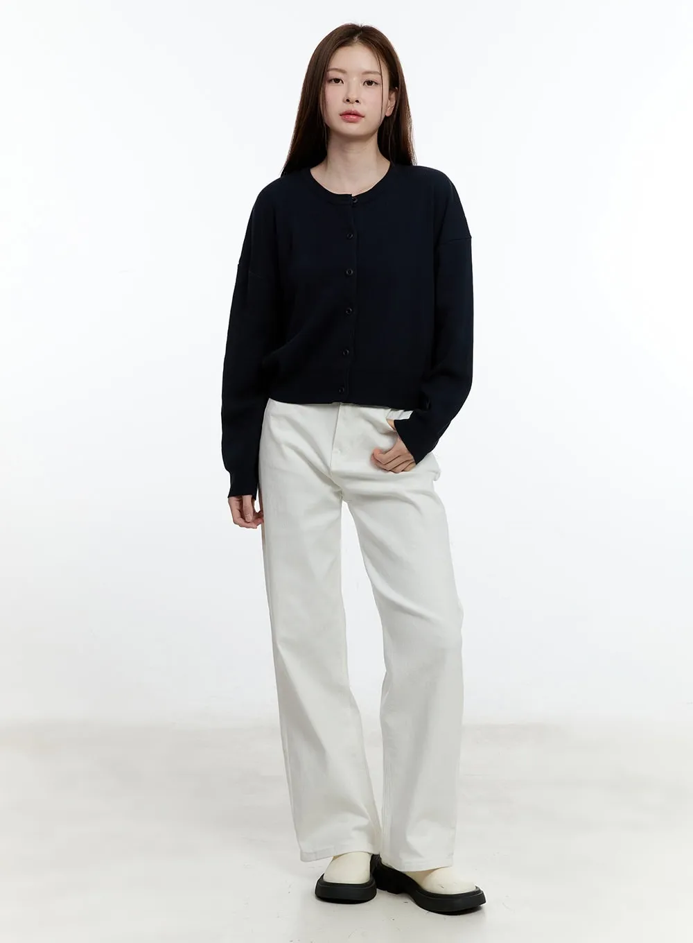 High-Waisted Wide-Fit Solid Trousers CM521